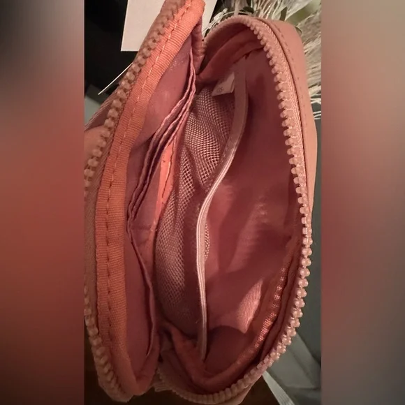 Westbronco Nylon Quilted Wristlet; Rose Pink; NWT; Multi Zipper Compartments - Picture 13 of 14